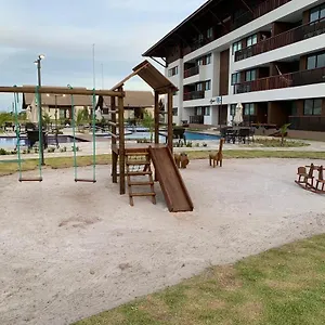 apartamento-cupe-beach.portodegalinhashotels.com/